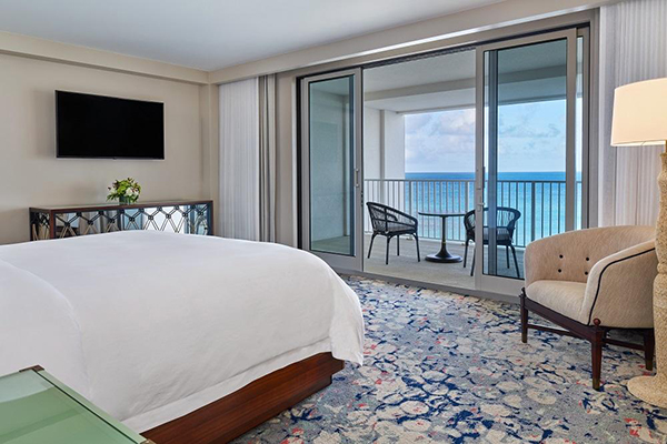 122StRegis Bermuda 20 16034 2021 11 03T13 00 49 strBDAXRst 1059553 Caroline Astor Suite Bedroom 600